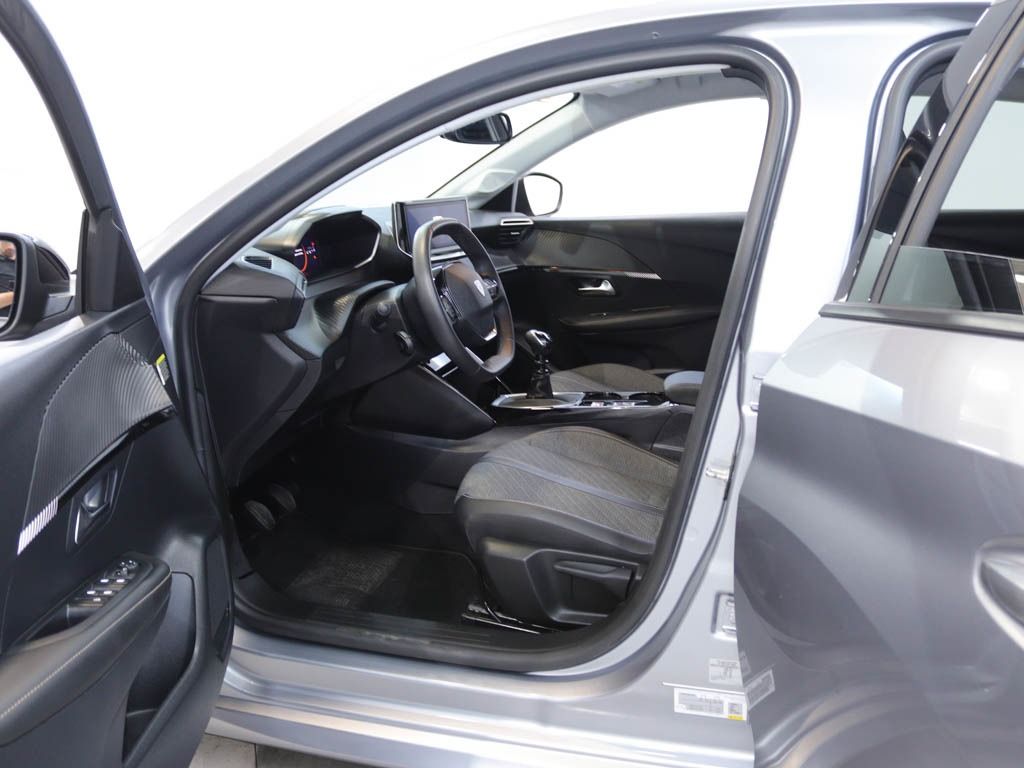 peugeot-208-2025-gasolina-1199cc