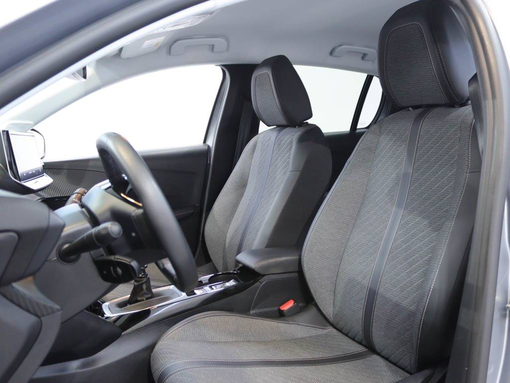 peugeot-208-2025-gasolina-1199cc