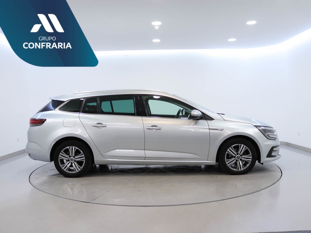 renault-megane-sport-tourer-2022-diesel-1461cc