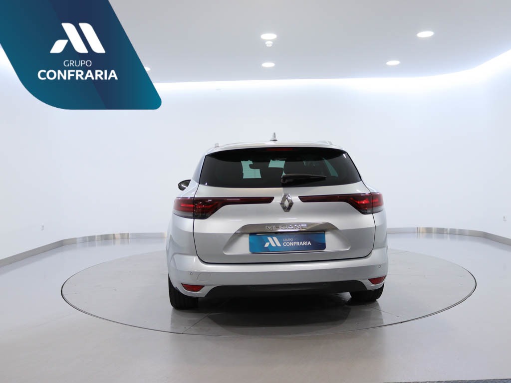 renault-megane-sport-tourer-2022-diesel-1461cc
