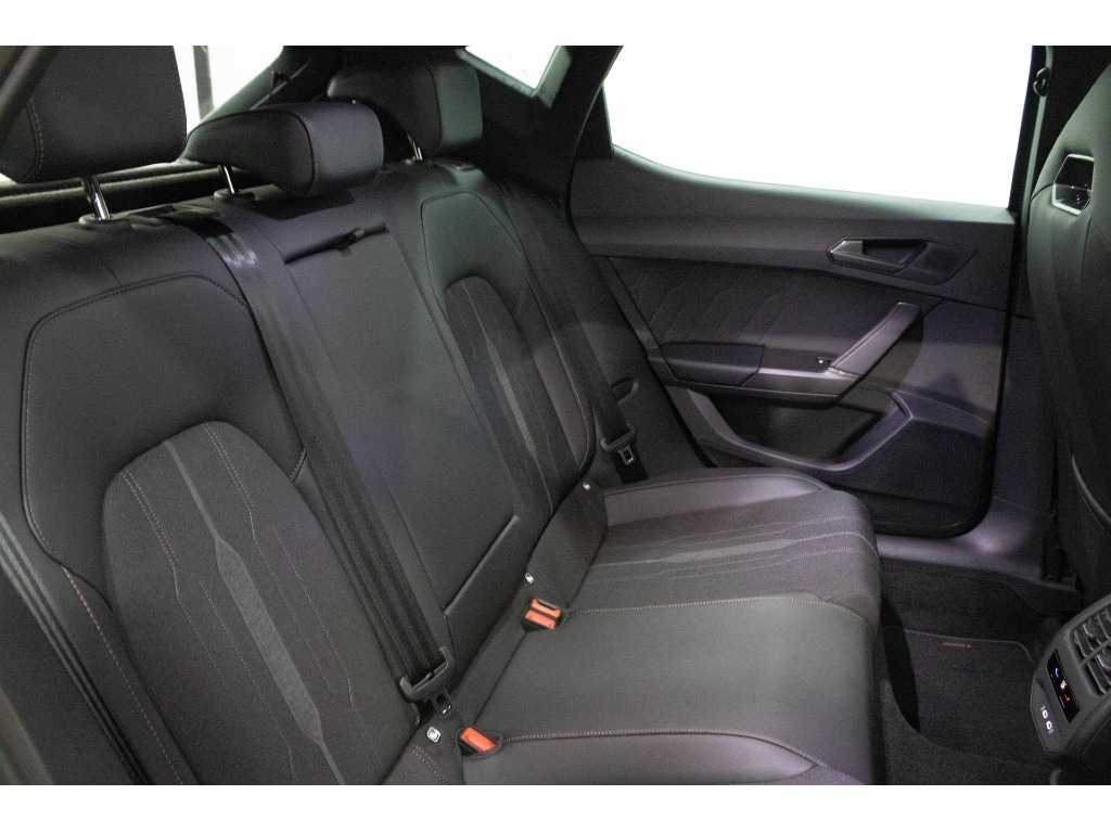 cupra-leon-2024-hibrido-1395cc