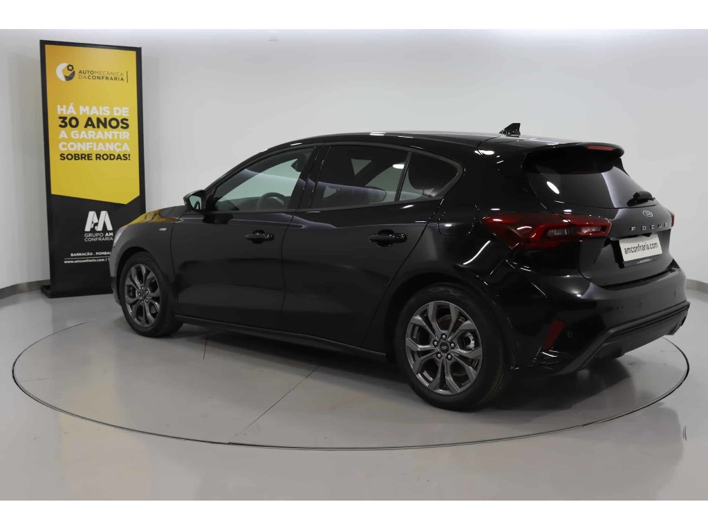 ford-focus-2023-diesel-1499cc