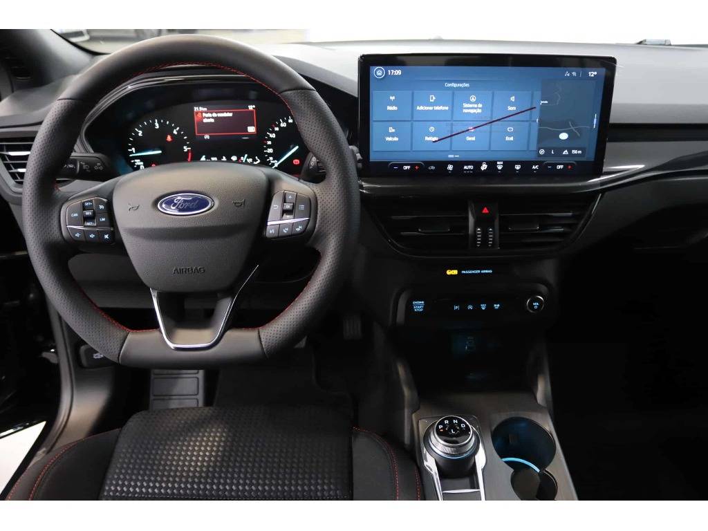 ford-focus-2023-diesel-1499cc