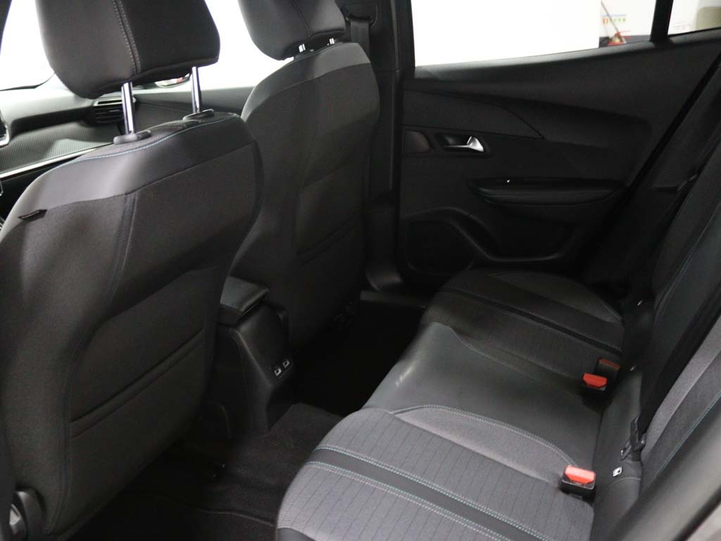 peugeot-2008-2022-gasolina-1199cc