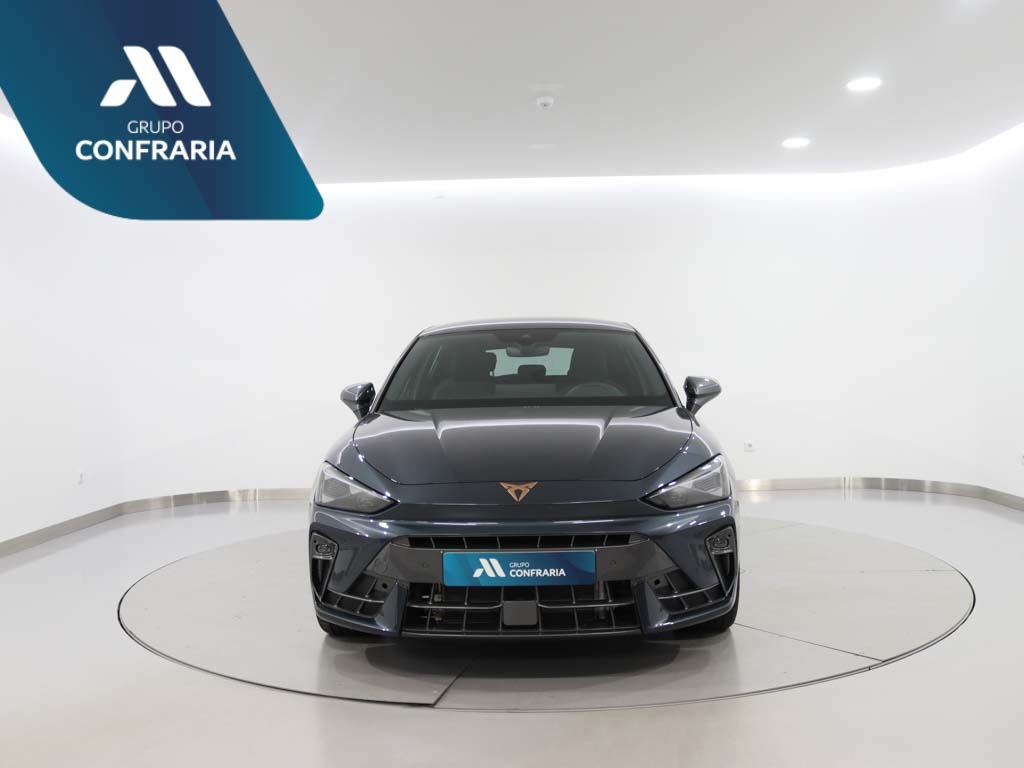 cupra-leon-2025-diesel-1968cc
