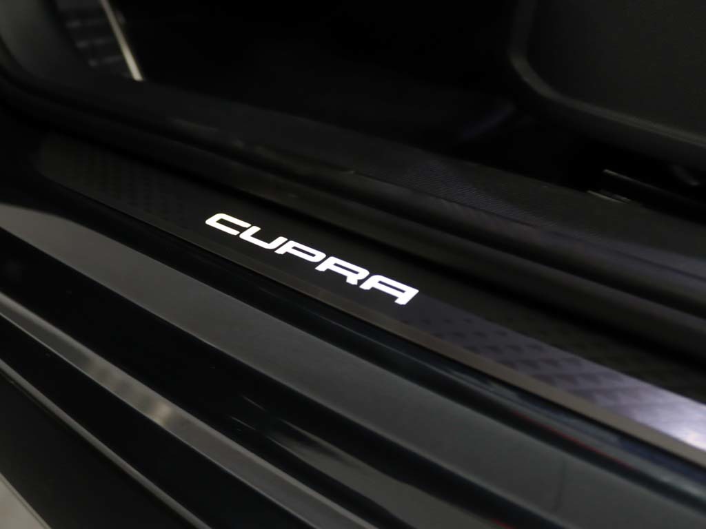 cupra-leon-2025-diesel-1968cc