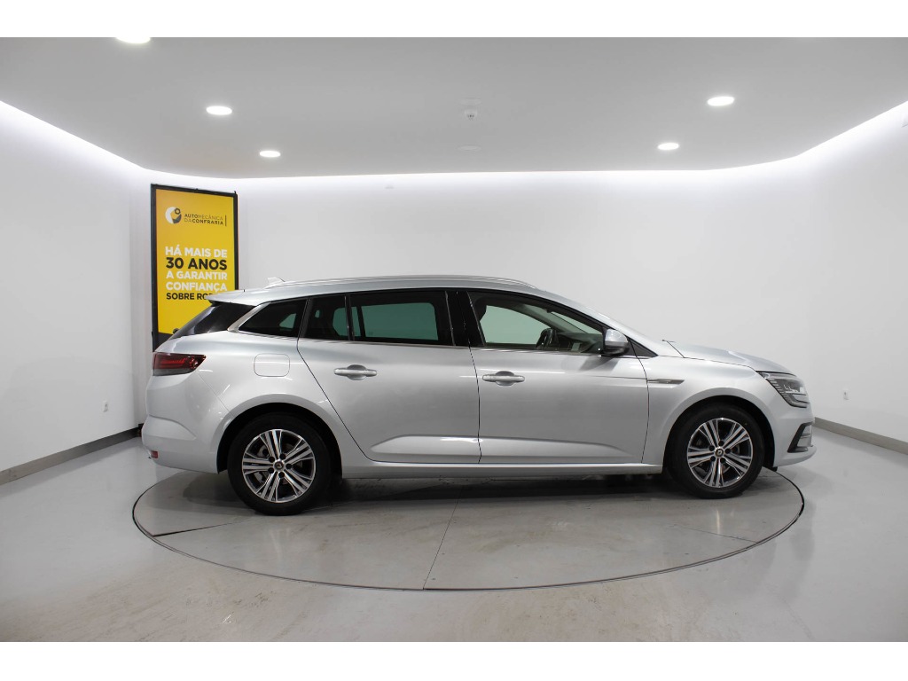 renault-megane-sport-tourer-2021-diesel-1461cc
