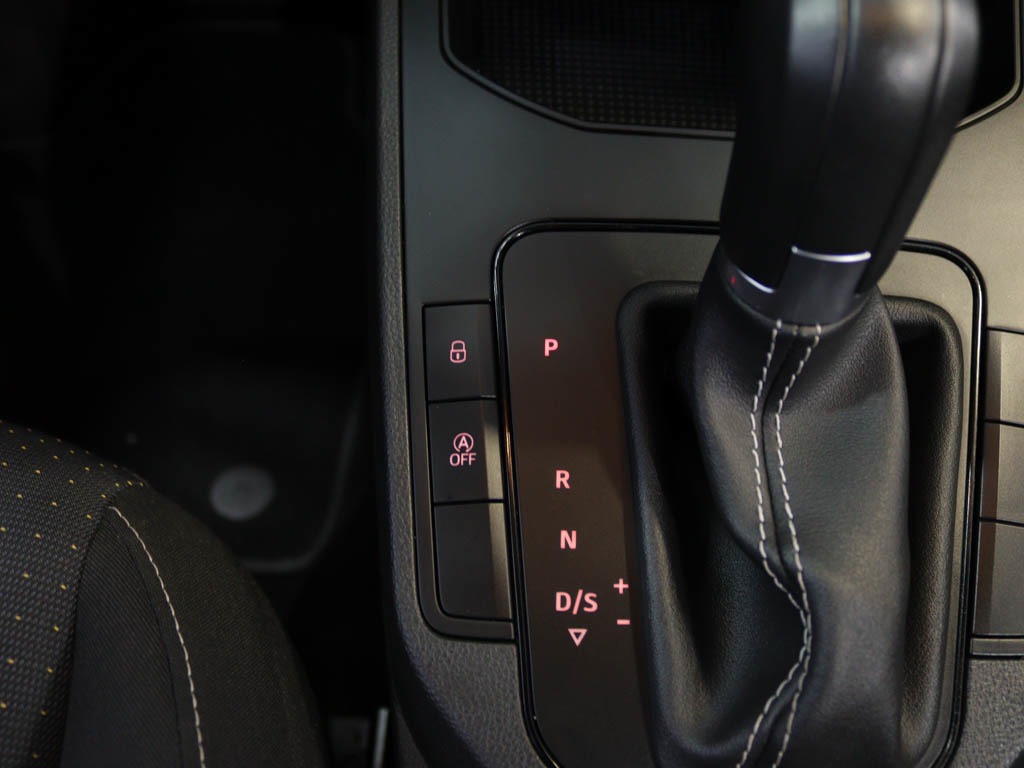seat-ibiza-2025-gasolina-999cc