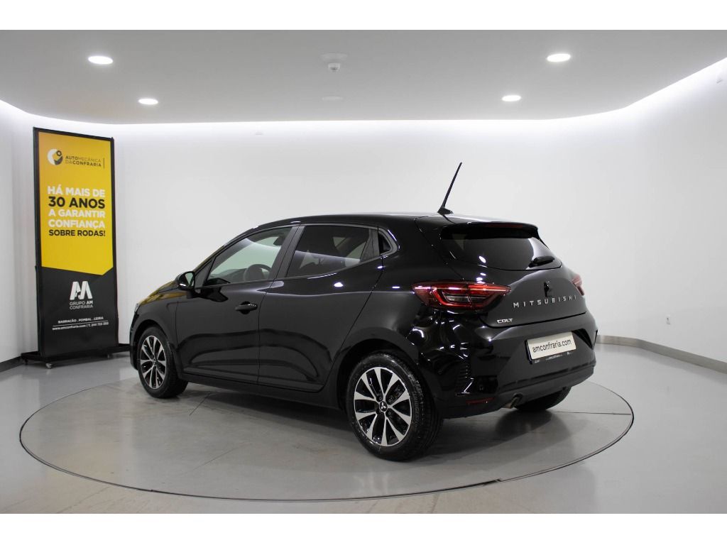 mitsubishi-colt-2024-gasolina-999cc
