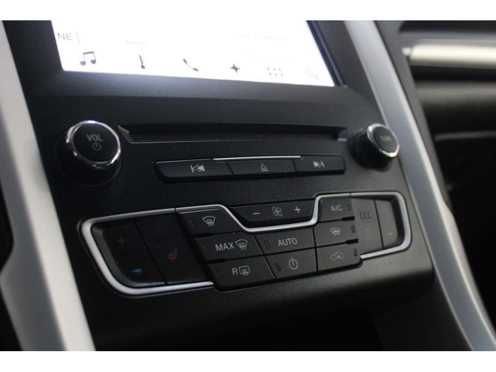 ford-mondeo-2017-diesel-1499cc
