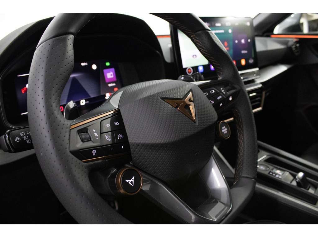 cupra-leon-2024-hibrido-1395cc