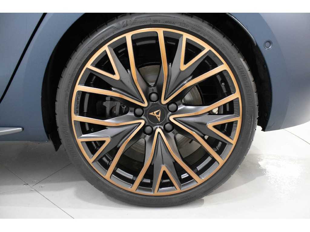 cupra-leon-2024-hibrido-1395cc