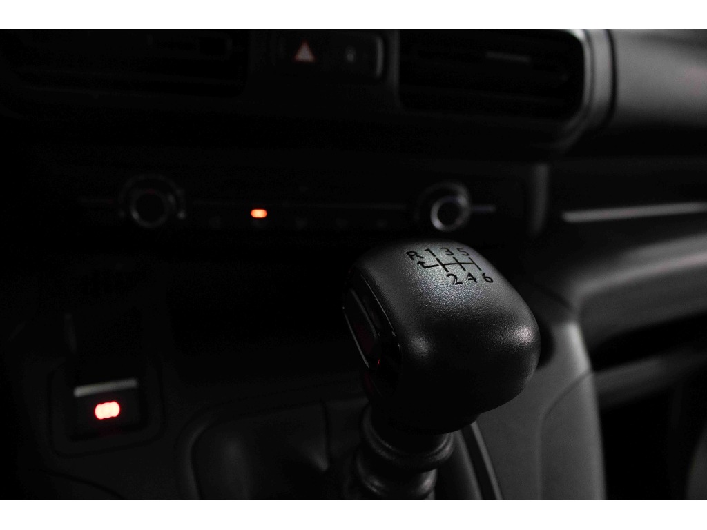 opel-combo-van-2022-diesel-1499cc