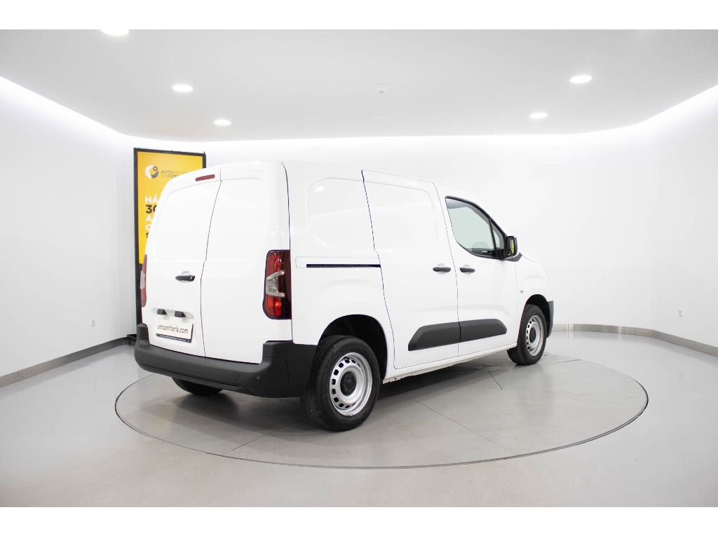 opel-combo-van-2021-diesel-1499cc