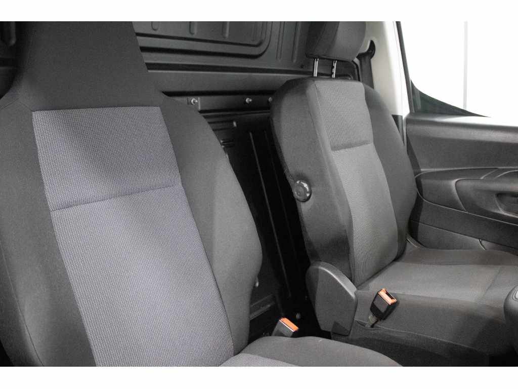 opel-combo-van-2021-diesel-1499cc