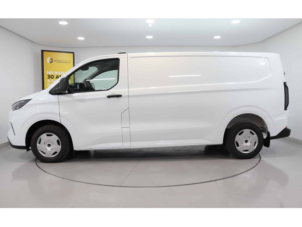ford-transit-2024-diesel-1996cc