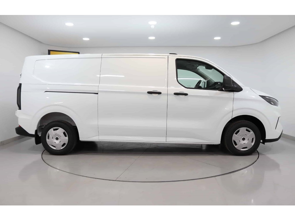 ford-transit-2024-diesel-1996cc
