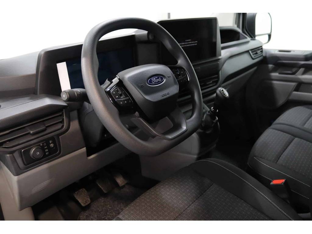 ford-transit-2024-diesel-1996cc