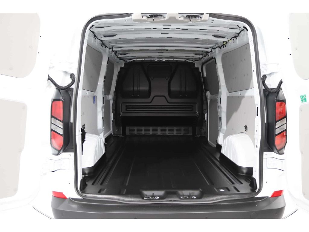 ford-transit-2024-diesel-1996cc