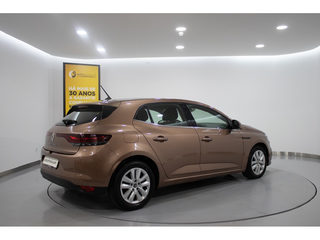 renault-megane-2020-diesel-1461cc