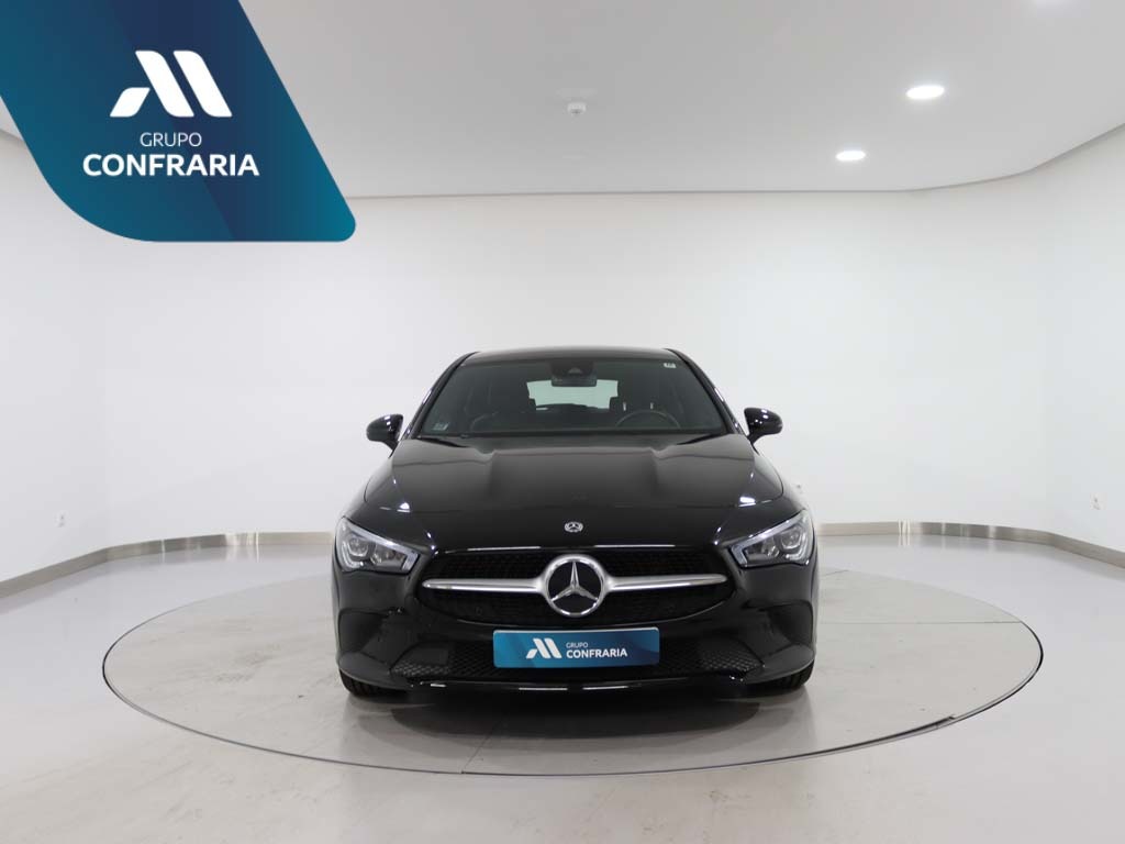 mercedes-benz-cla-2022-hibrido-1332cc