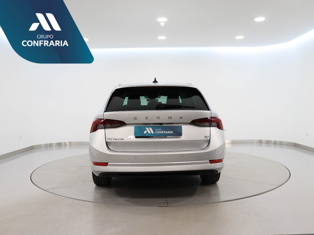 skoda-octavia-break-2025-hibrido-0cc