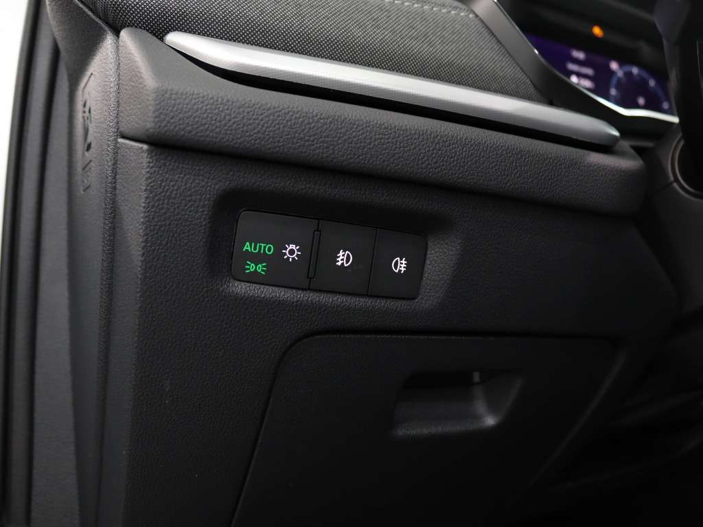 skoda-octavia-break-2025-hibrido-0cc