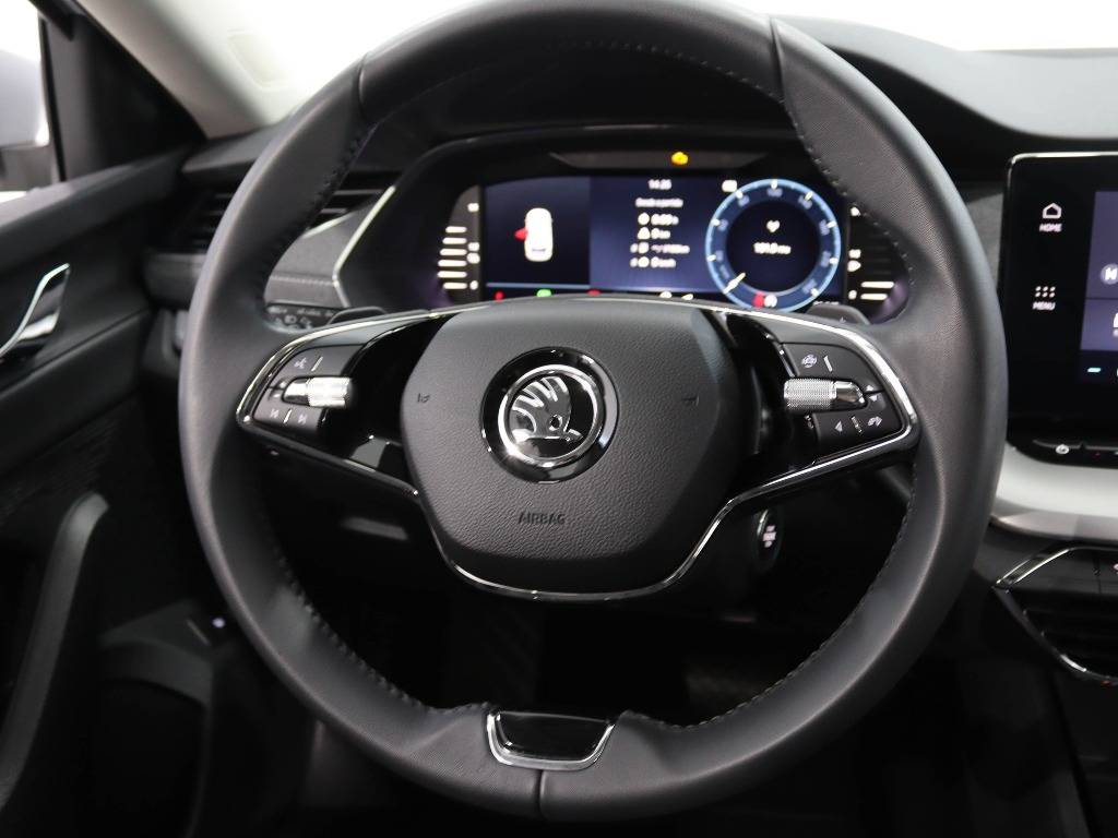 skoda-octavia-break-2025-hibrido-0cc