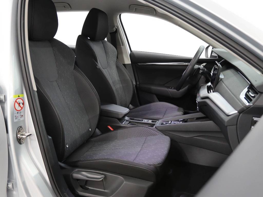 skoda-octavia-break-2025-hibrido-0cc