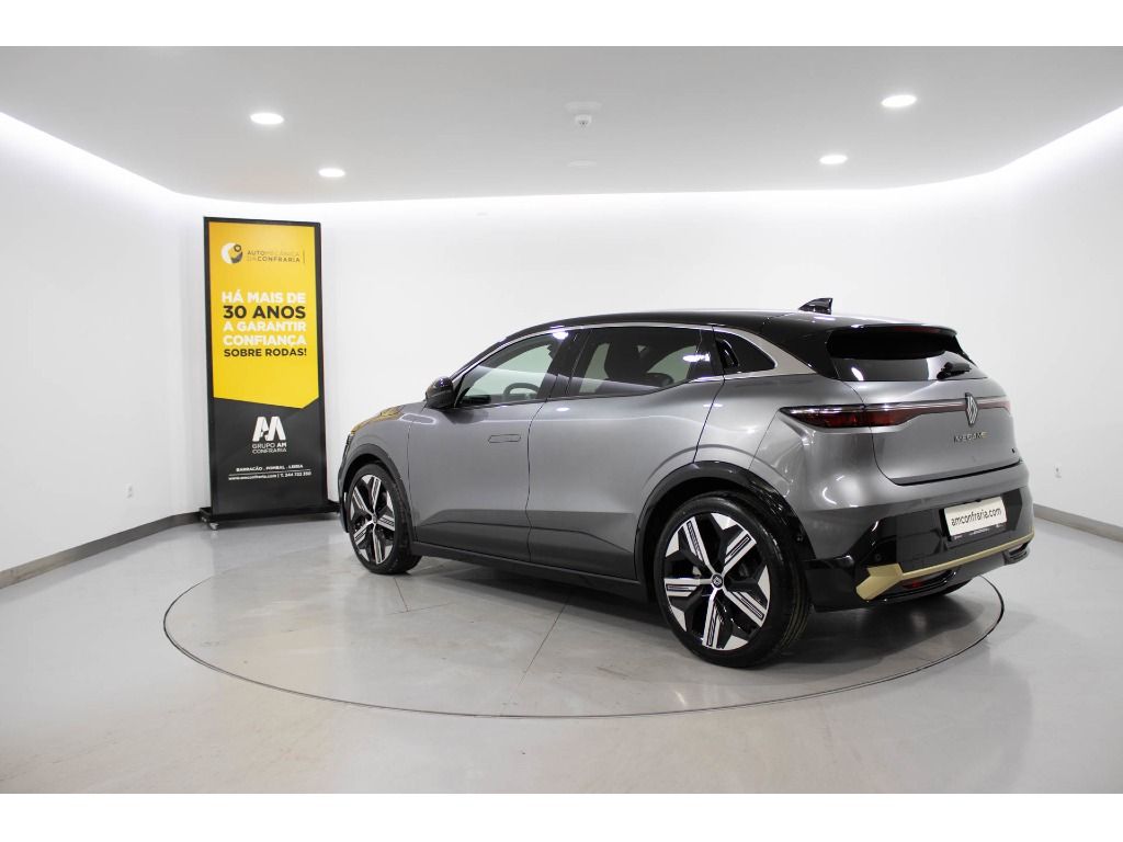 renault-megane-e-tech-2024-eletrico-400cc