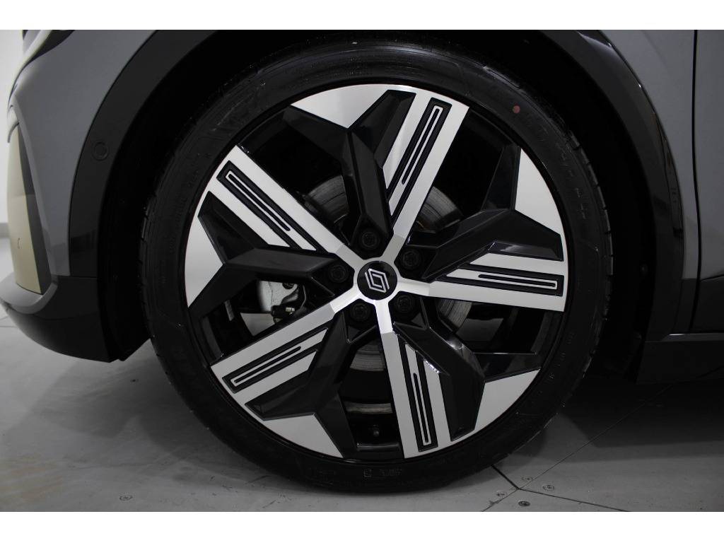 renault-megane-e-tech-2024-eletrico-400cc