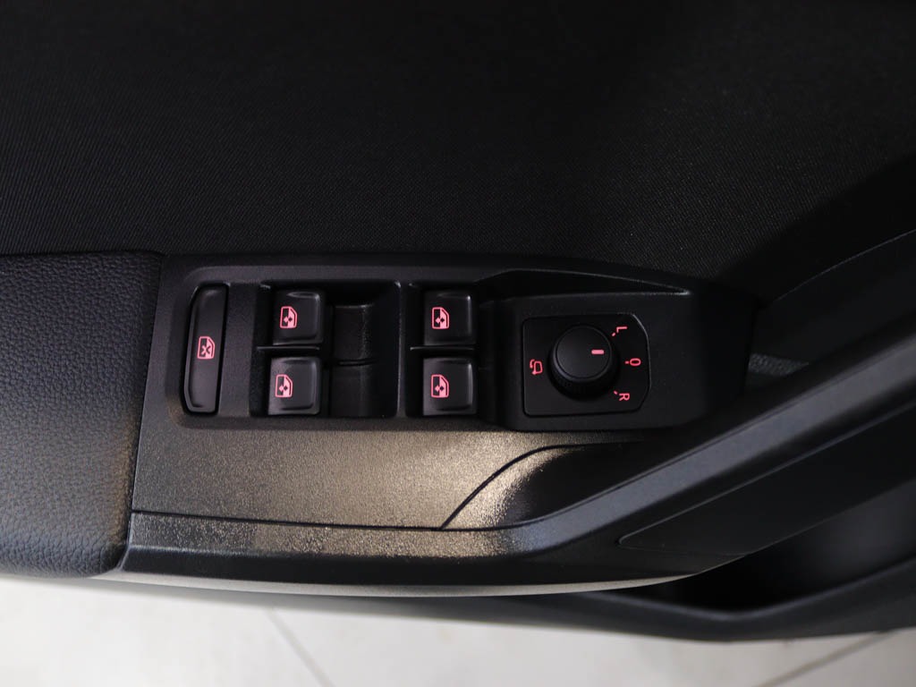 seat-ibiza-2025-gasolina-999cc