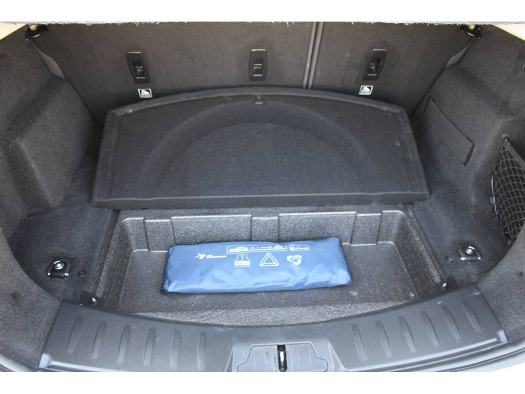 jaguar-e-pace-2019-diesel-1999cc