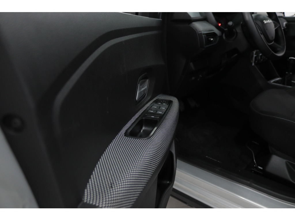 dacia-sandero-2024-gasolina-999cc