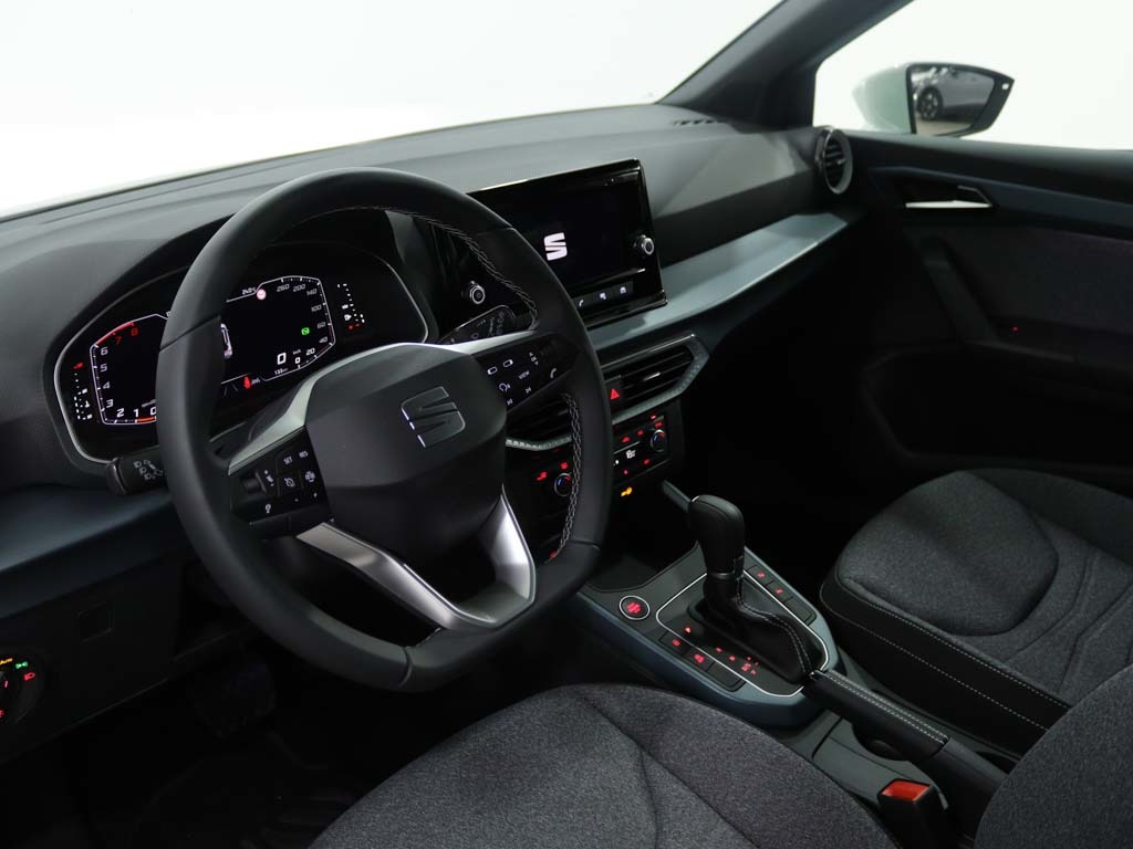 seat-arona-2025-gasolina-999cc