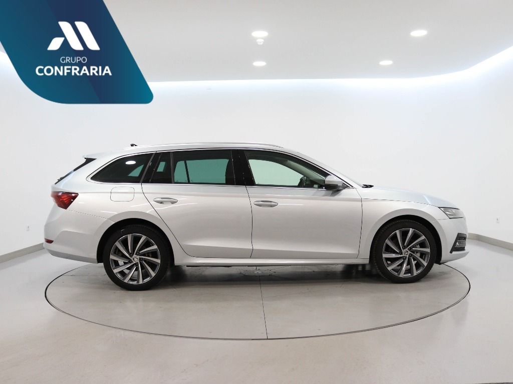 skoda-octavia-break-2025-hibrido-0cc
