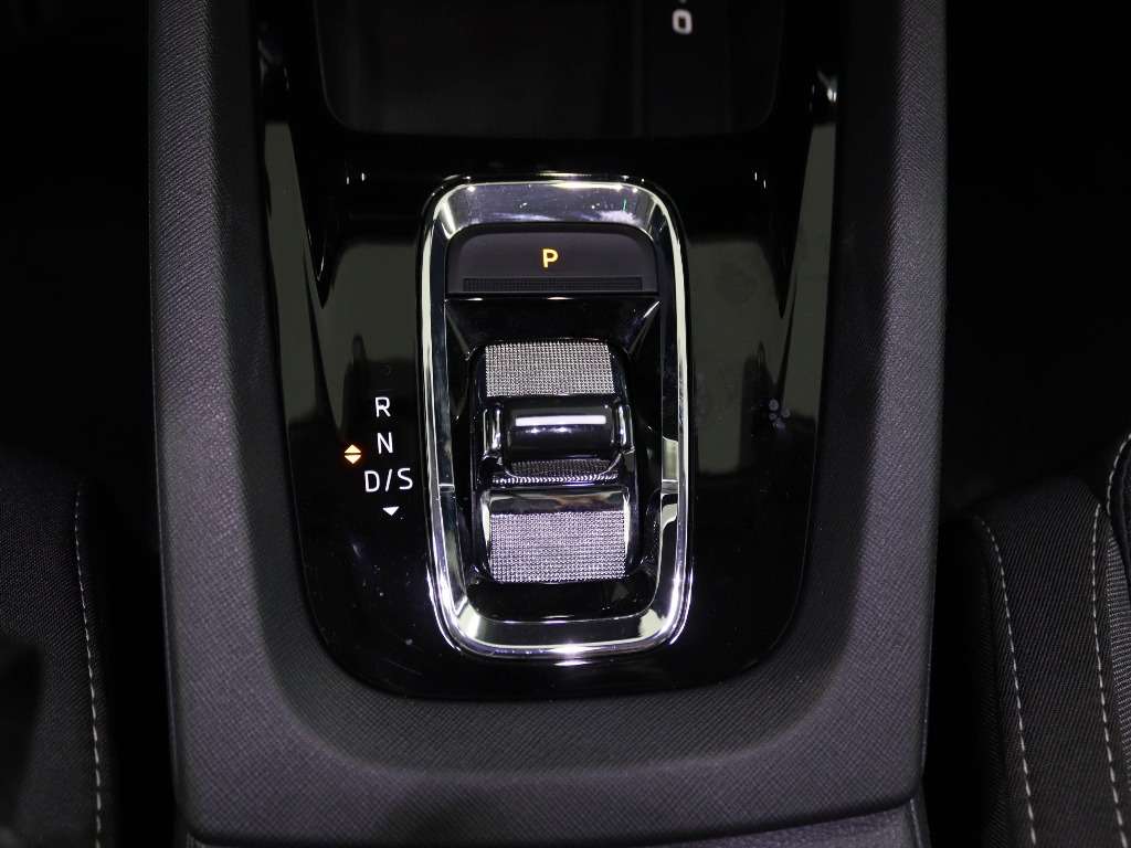 skoda-octavia-break-2025-hibrido-0cc