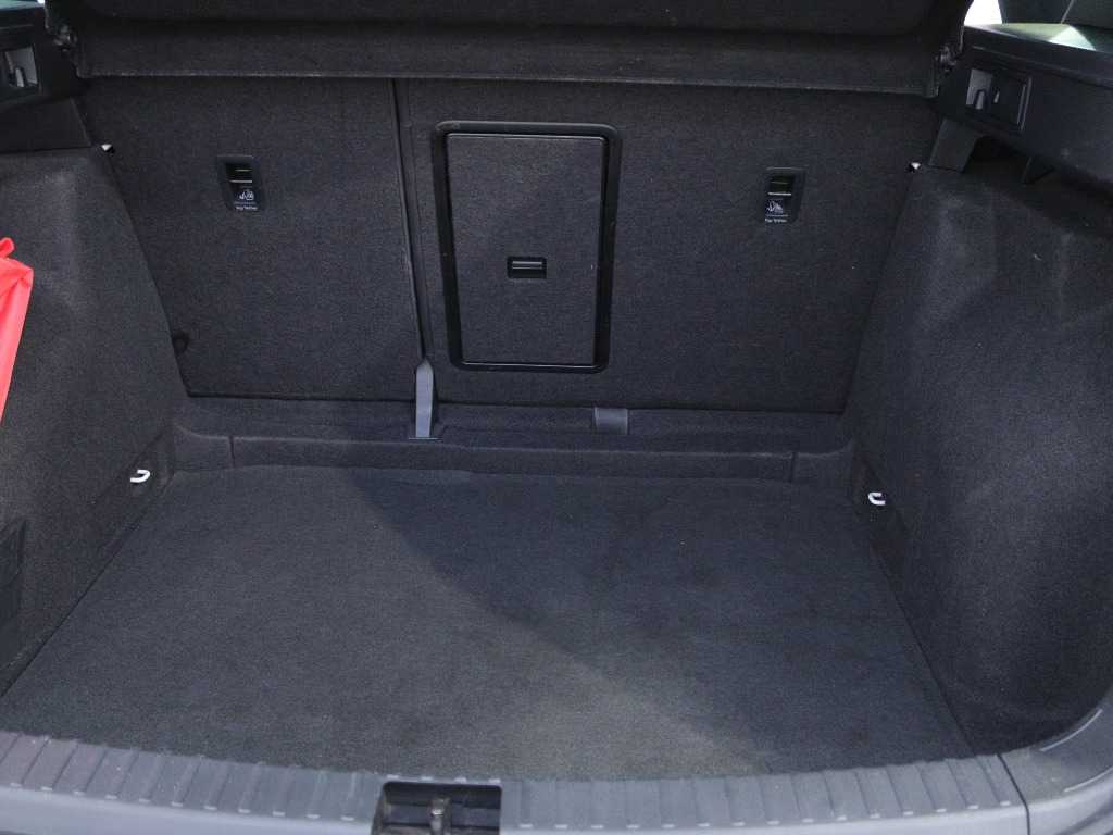 seat-ateca-2018-diesel-1598cc