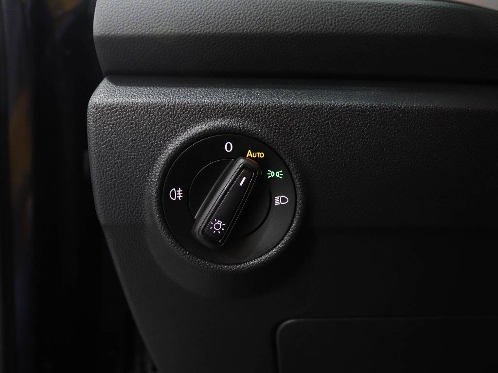 volkswagen-t-roc-2024-gasolina-999cc