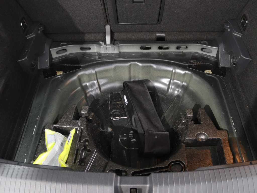 volkswagen-t-roc-2024-gasolina-999cc