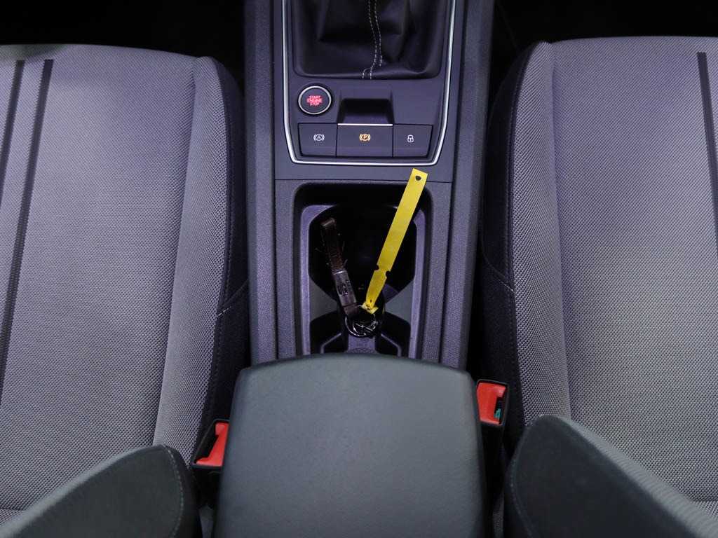 seat-leon-2020-gasolina-999cc