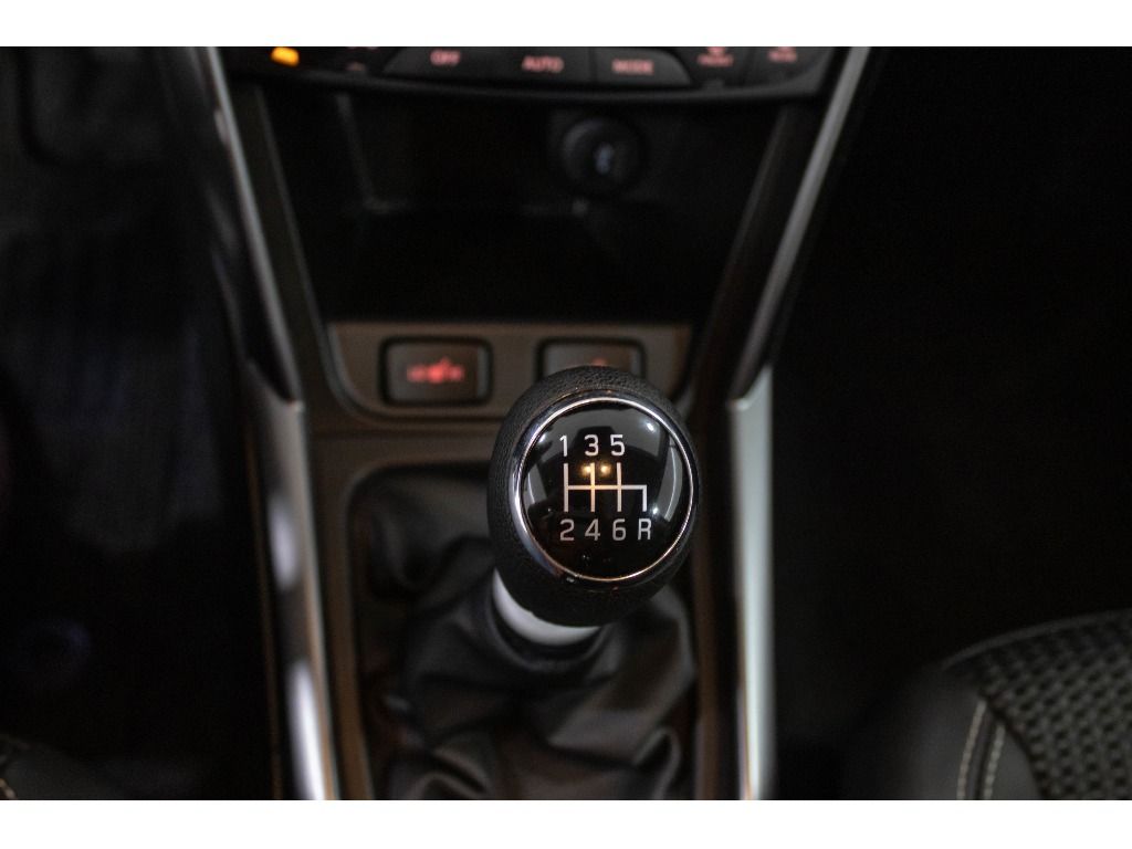 suzuki-s-cross-2024-gasolina-1373cc