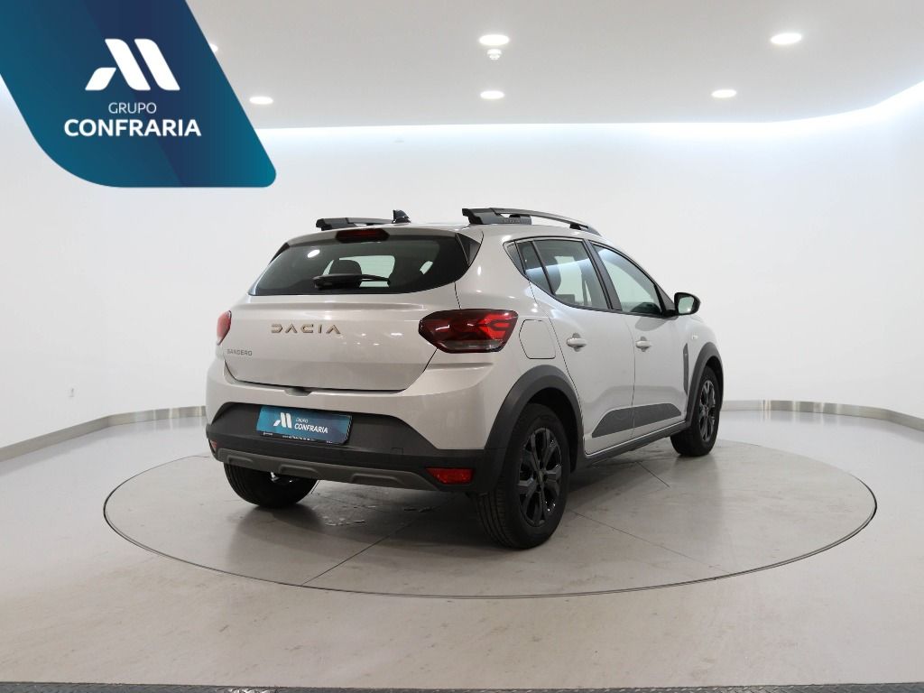 dacia-sandero-2024-gpl-999cc