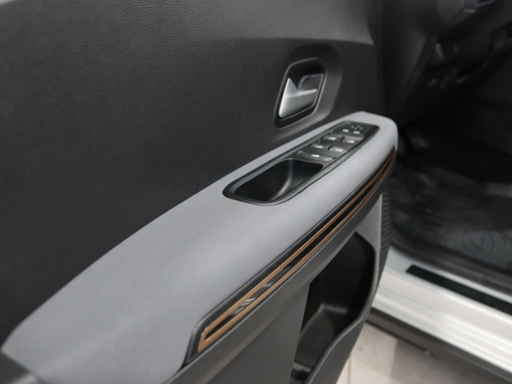 dacia-sandero-2024-gpl-999cc