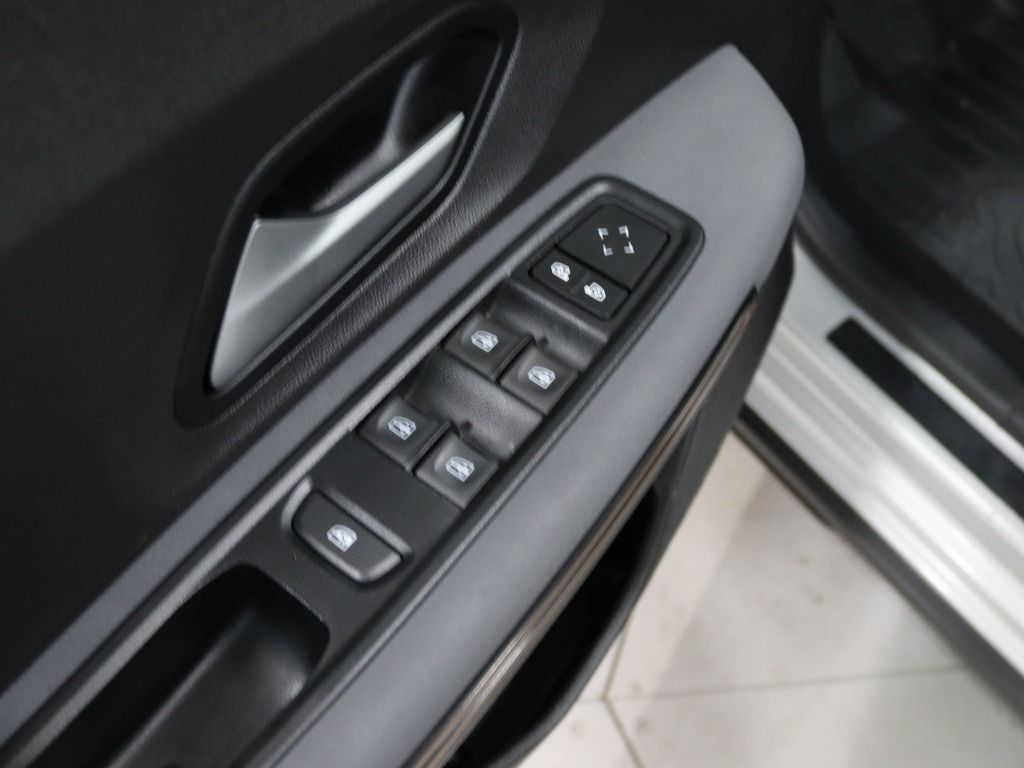 dacia-sandero-2024-gpl-999cc