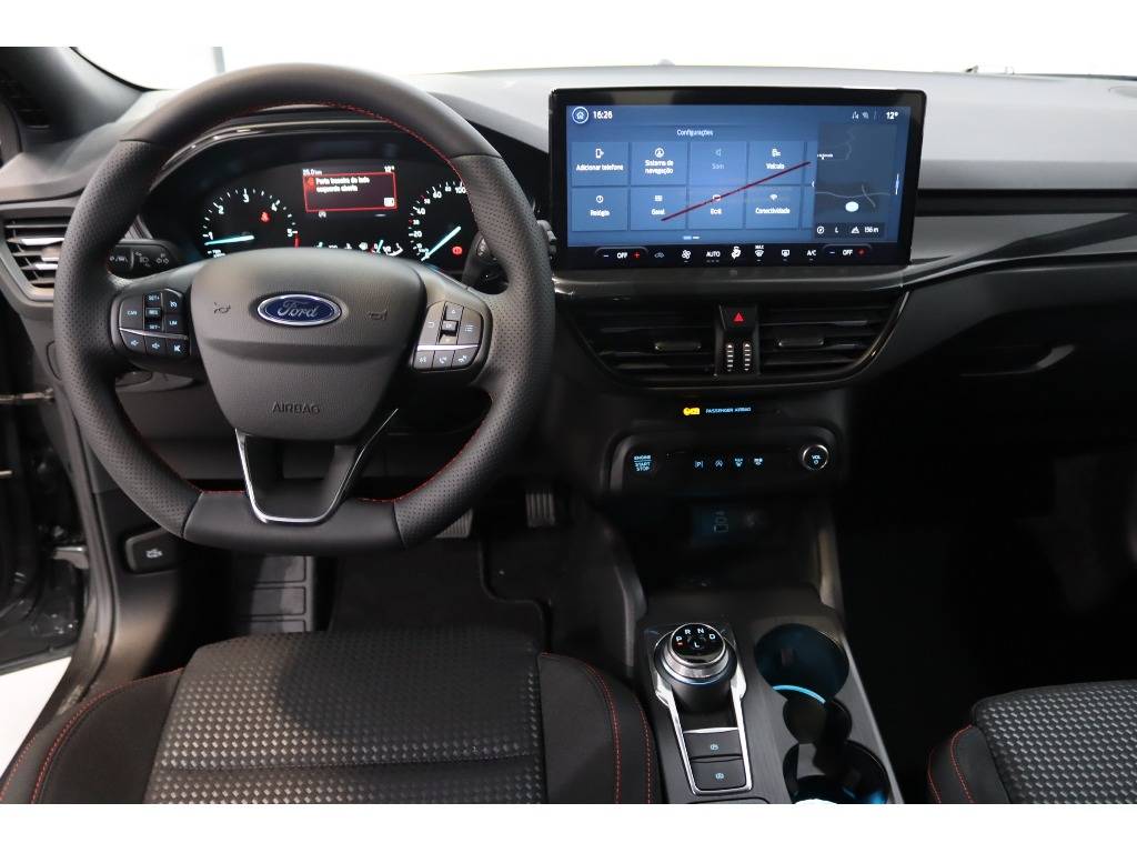 ford-focus-sw-2023-diesel-1499cc