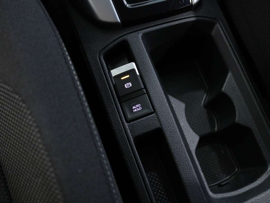 volkswagen-t-roc-2025-gasolina-999cc