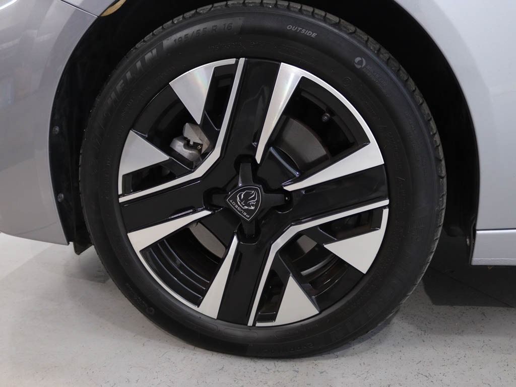 peugeot-208-2025-gasolina-1199cc