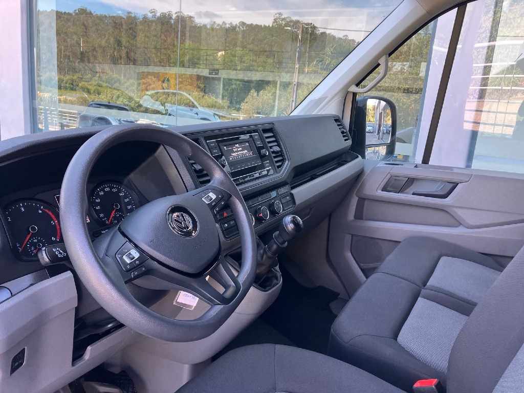 volkswagen-crafter-2022-diesel-1968cc