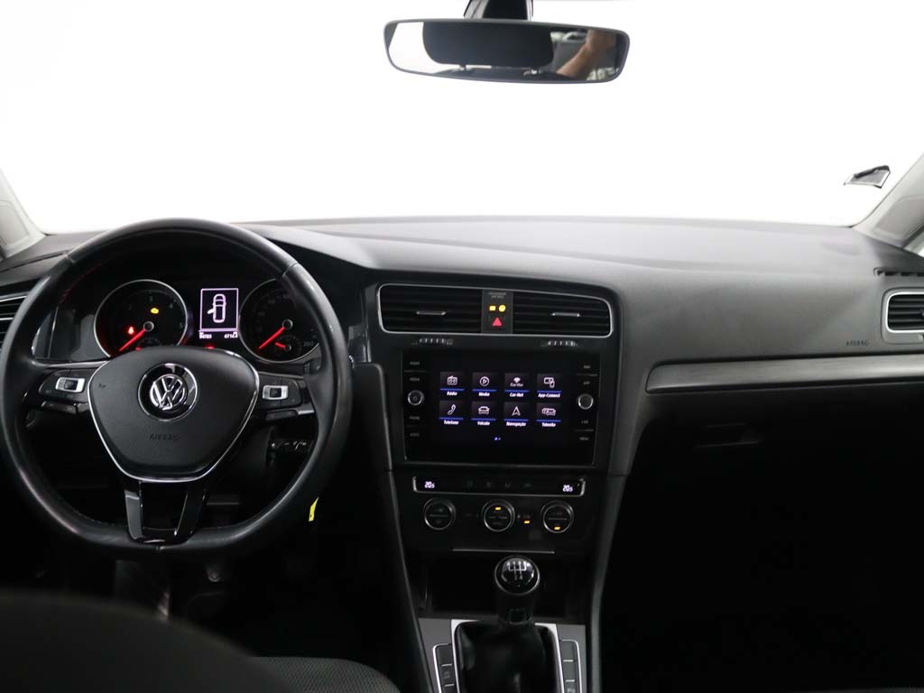 volkswagen-golf-variant-2019-diesel-1598cc